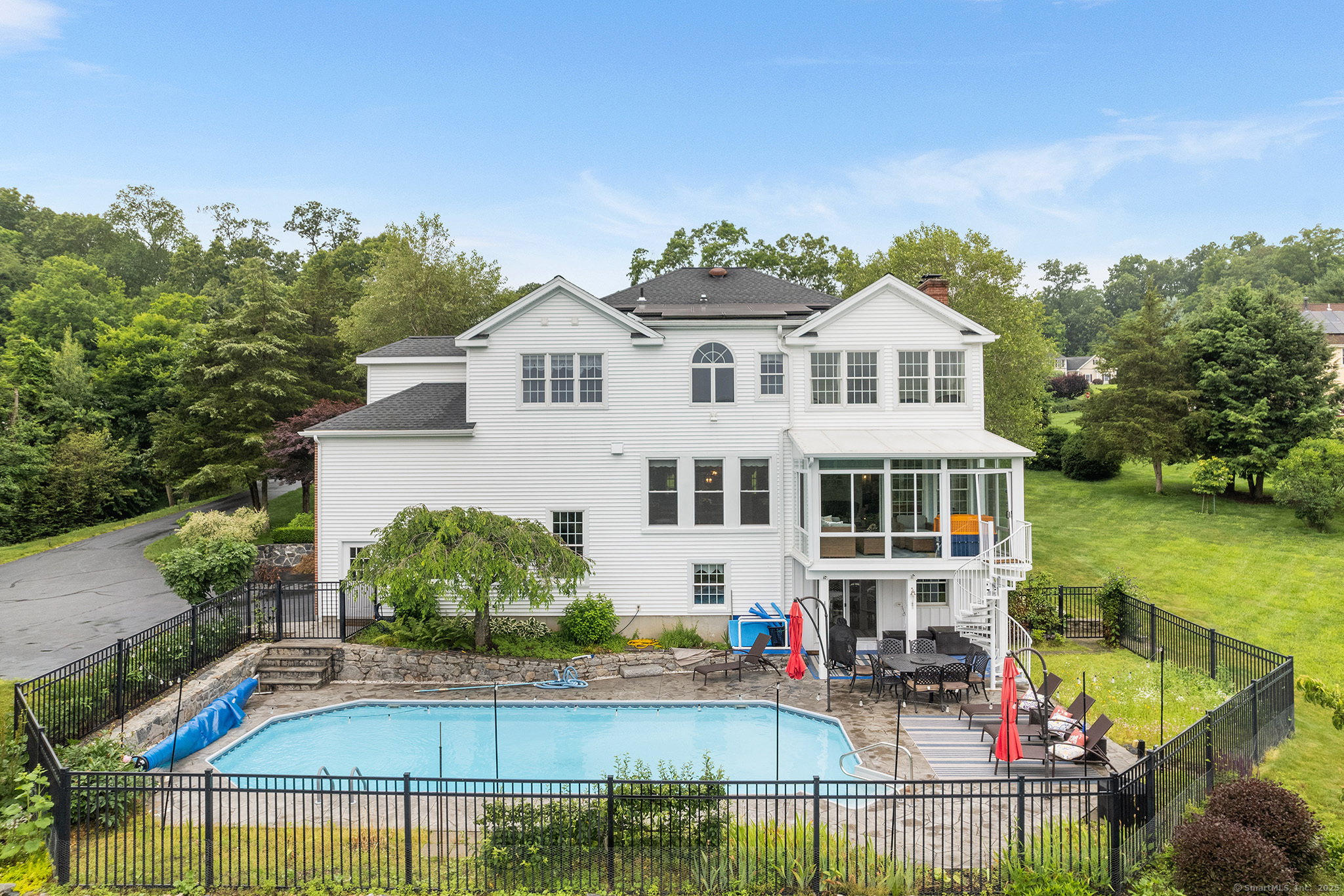 35 Lake Ridge Road