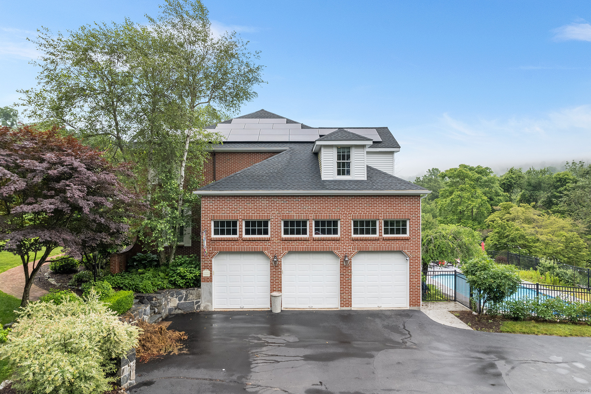 35 Lake Ridge Road