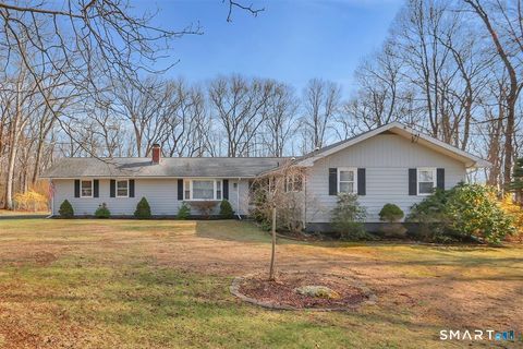 12 Woodhaven Drive Portland CT 06480