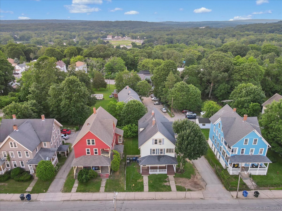 Windham, Connecticut 06226, United States, 12 Bedrooms Bedrooms, ,4 BathroomsBathrooms,Residential,Active,158491