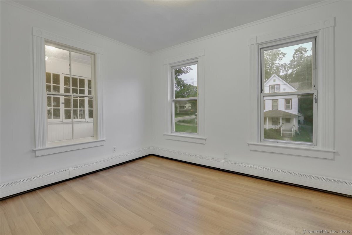 Windham, Connecticut 06226, United States, 12 Bedrooms Bedrooms, ,4 BathroomsBathrooms,Residential,Active,158491