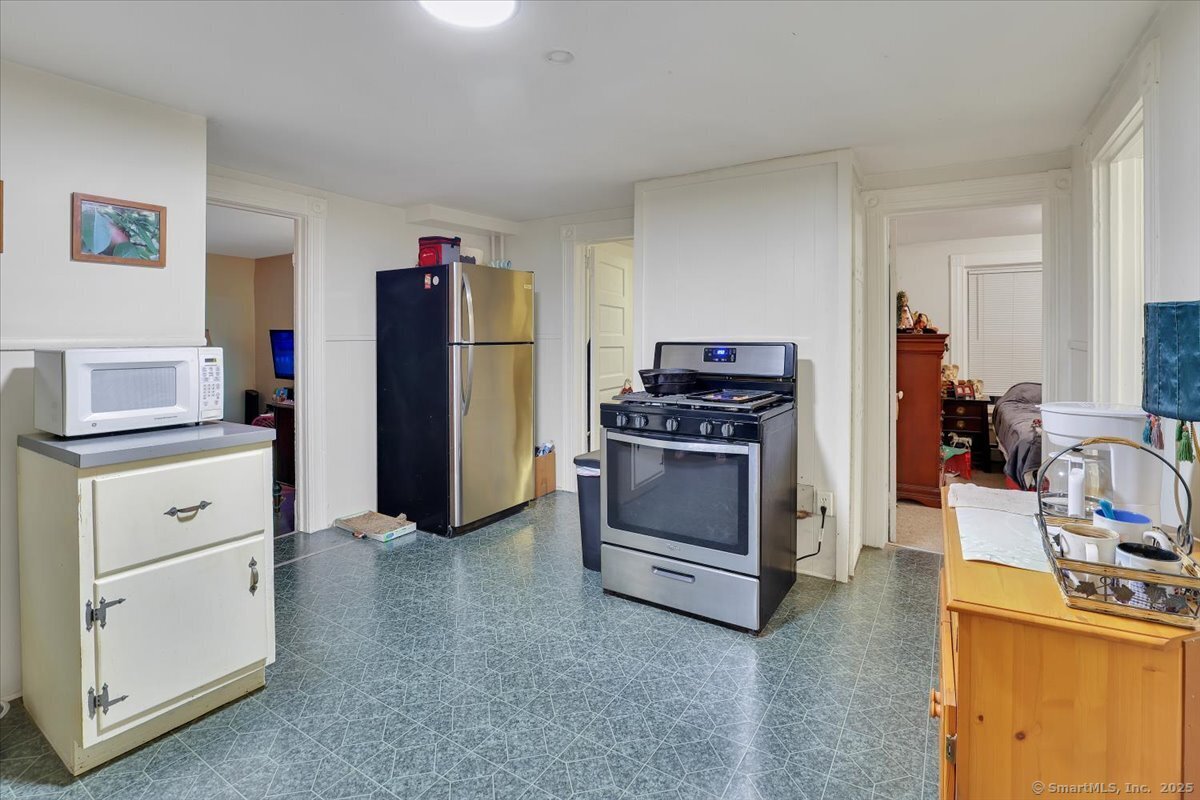 Windham, Connecticut 06226, United States, 12 Bedrooms Bedrooms, ,4 BathroomsBathrooms,Residential,Active,158491