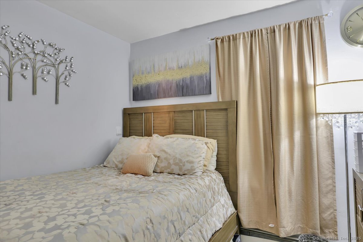 Windham, Connecticut 06226, United States, 12 Bedrooms Bedrooms, ,4 BathroomsBathrooms,Residential,Active,158491