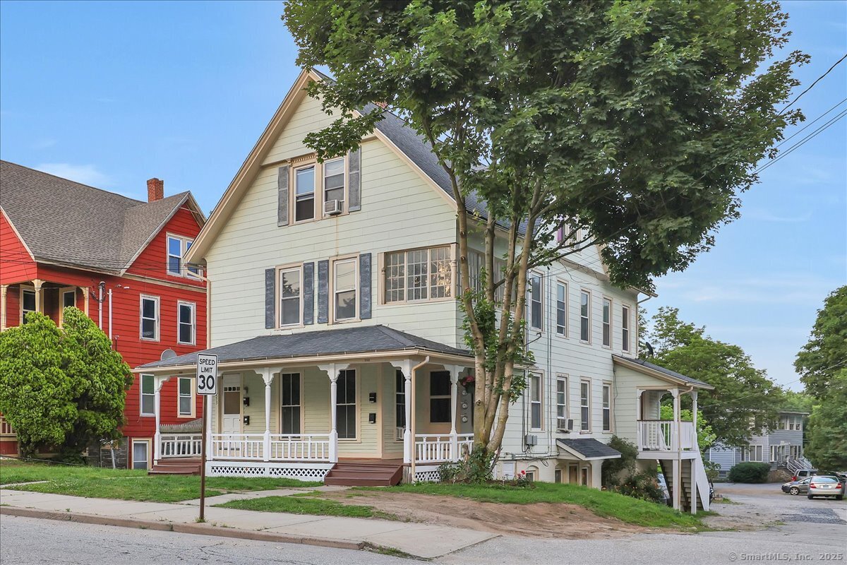 Windham, Connecticut 06226, United States, 12 Bedrooms Bedrooms, ,4 BathroomsBathrooms,Residential,Active,158491