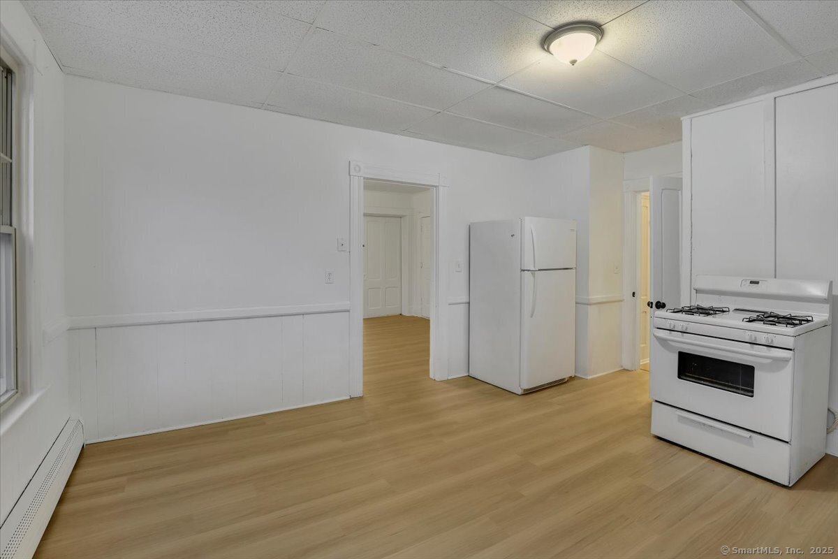 Windham, Connecticut 06226, United States, 12 Bedrooms Bedrooms, ,4 BathroomsBathrooms,Residential,Active,158491