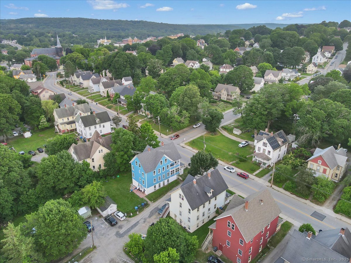 Windham, Connecticut 06226, United States, 12 Bedrooms Bedrooms, ,4 BathroomsBathrooms,Residential,Active,158491