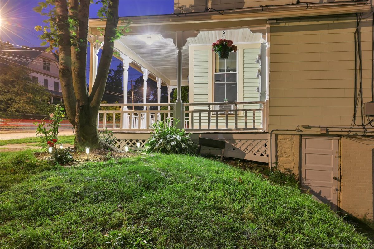 Windham, Connecticut 06226, United States, 12 Bedrooms Bedrooms, ,4 BathroomsBathrooms,Residential,Active,158491