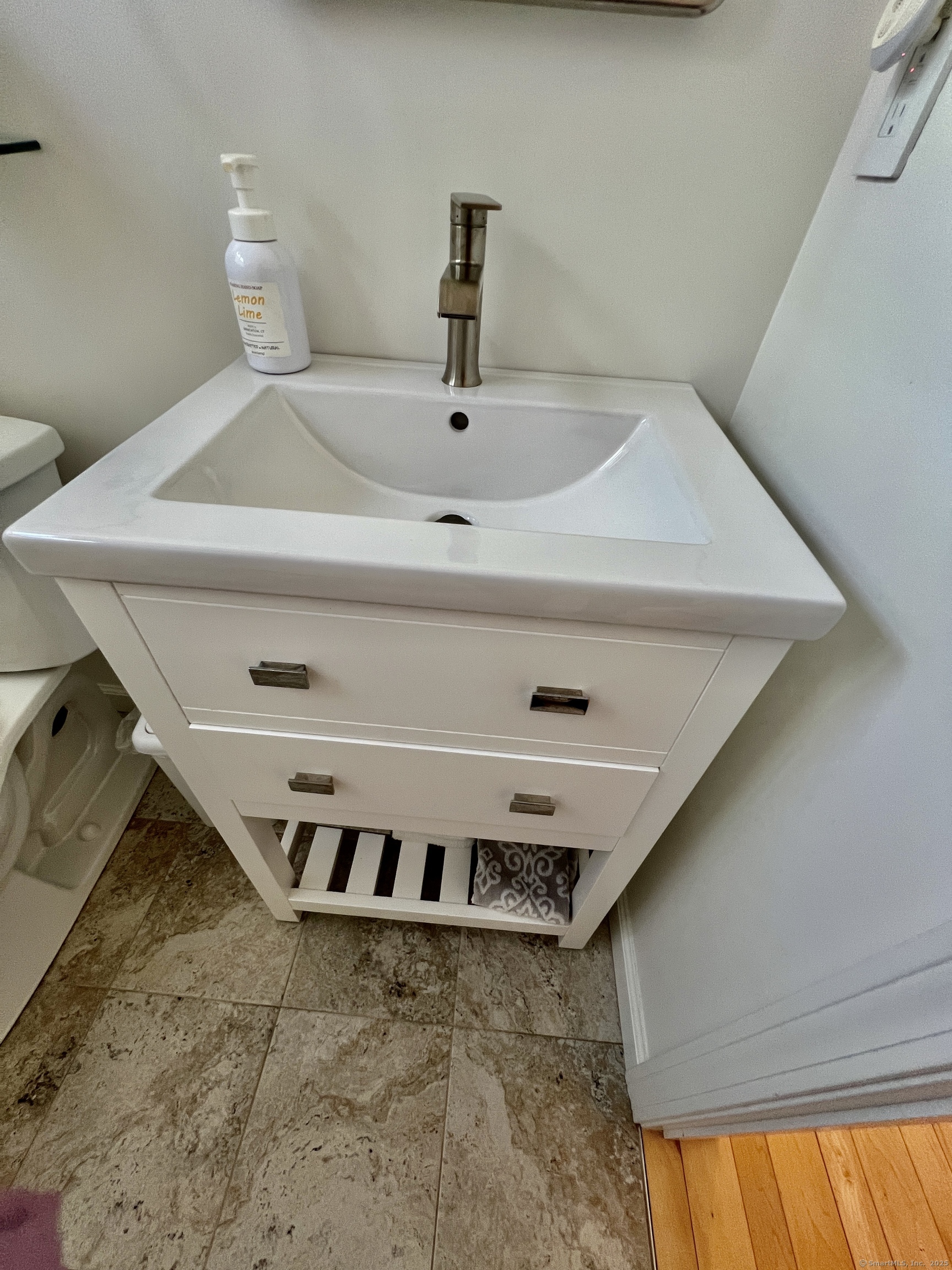 401 Trailsend Drive, Torrington, Connecticut image 18