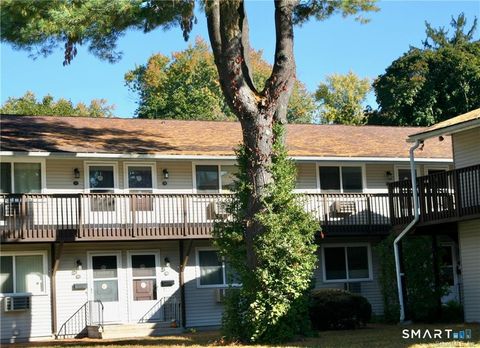 Condo For Sale - 27 Bostwick Arms #27<br/> Litchfield County, New Milford, CT 06776