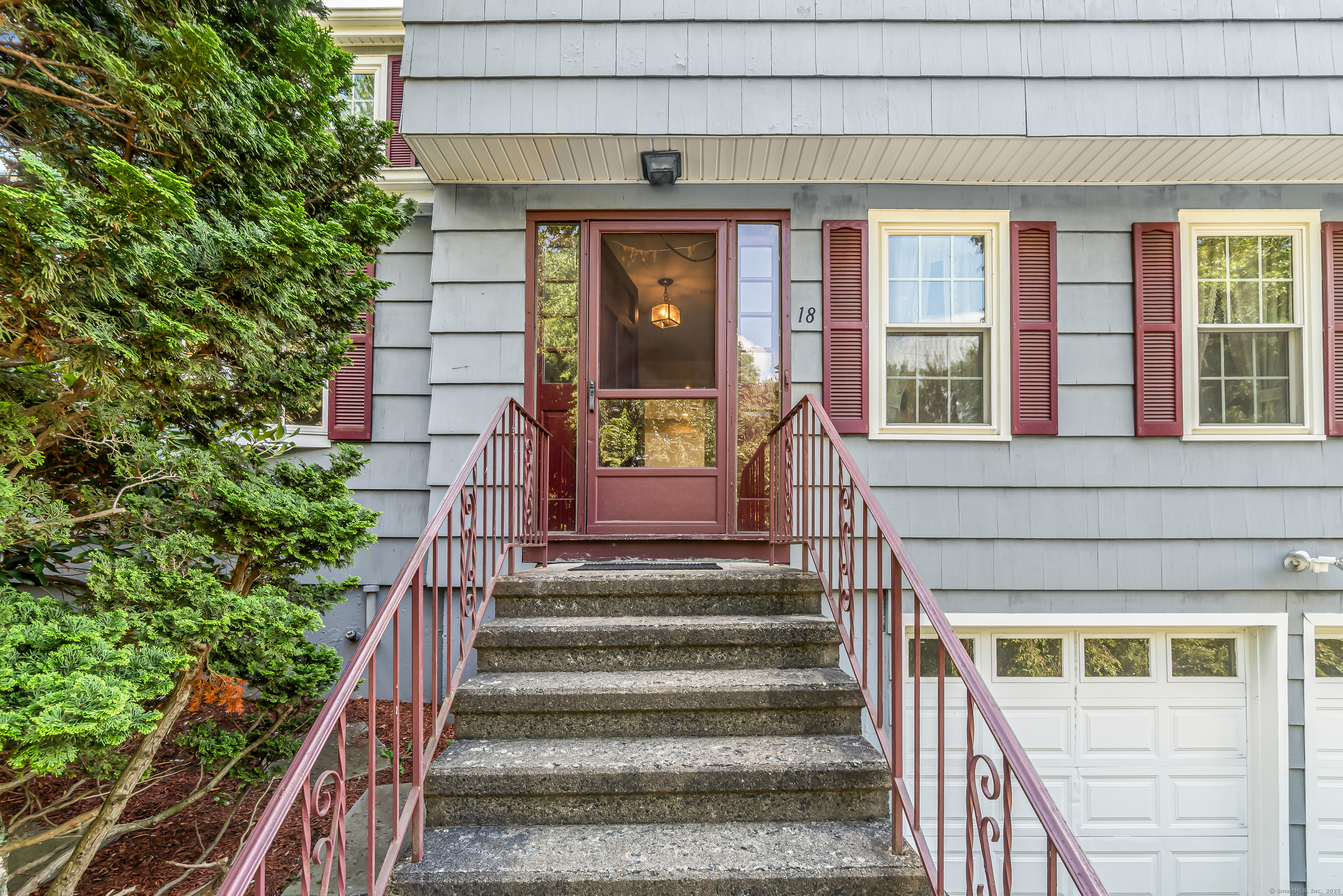 18 River Road