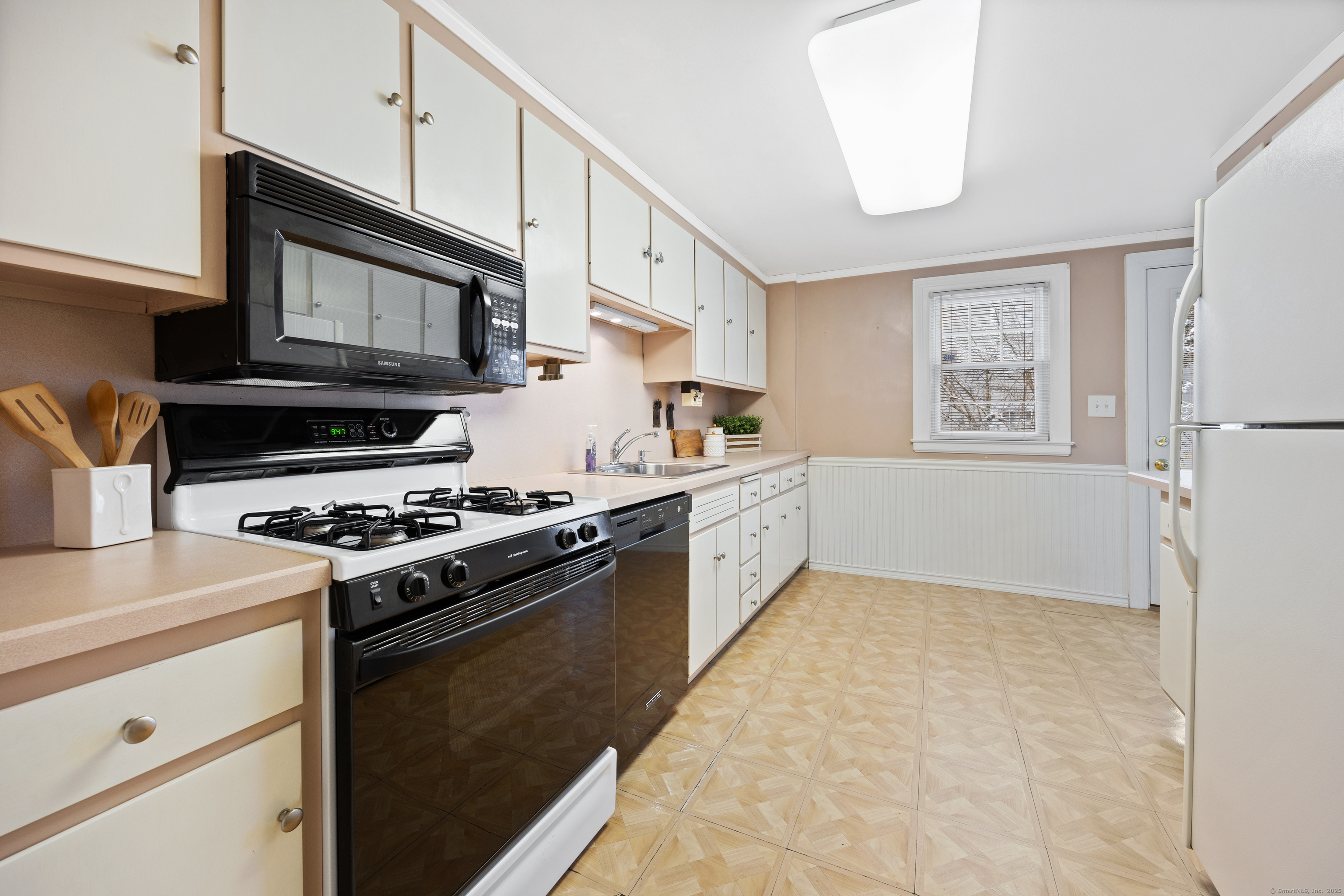 373 Eddy Glover Boulevard, New Britain, Connecticut image 7