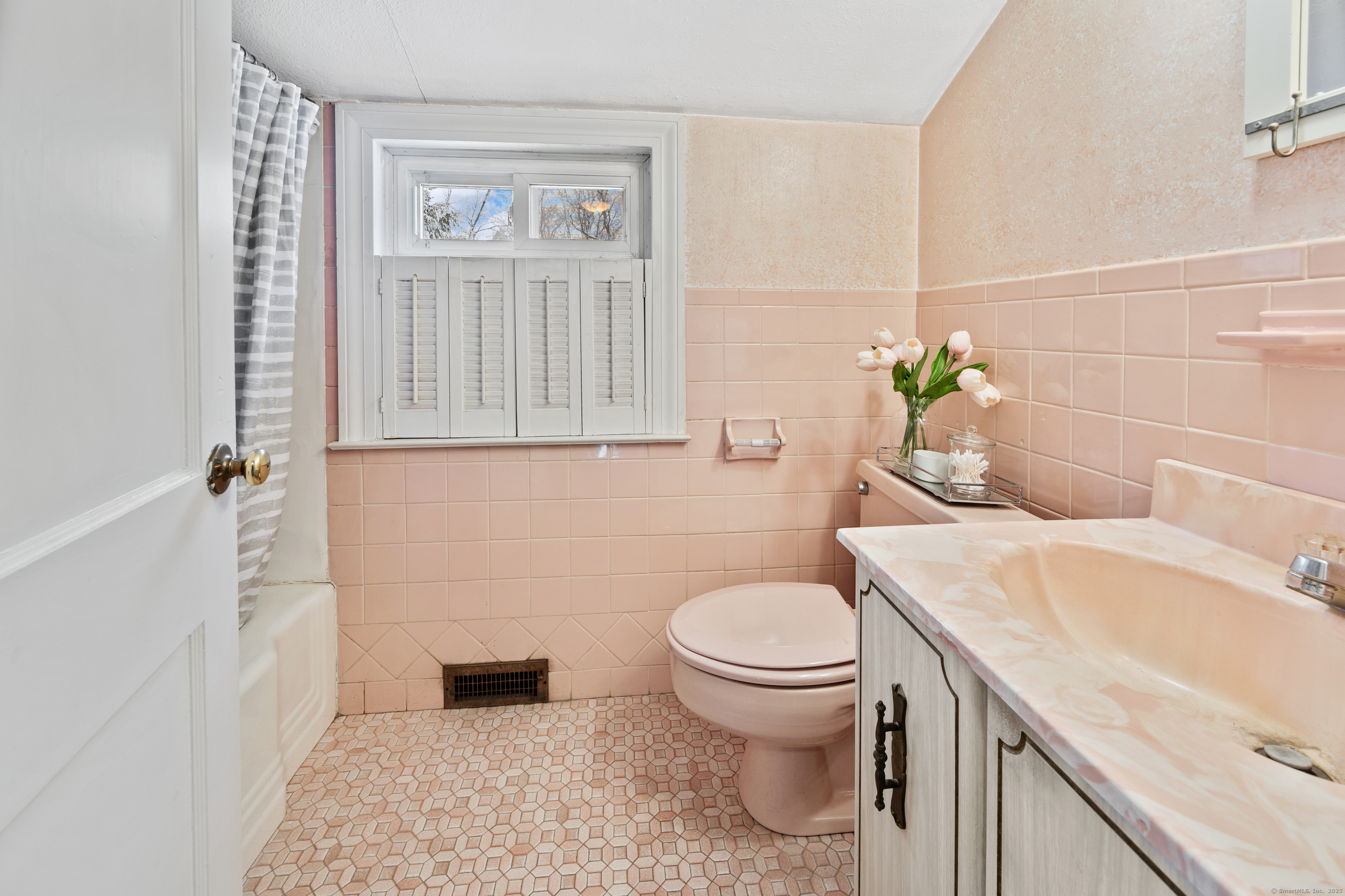 373 Eddy Glover Boulevard, New Britain, Connecticut image 24