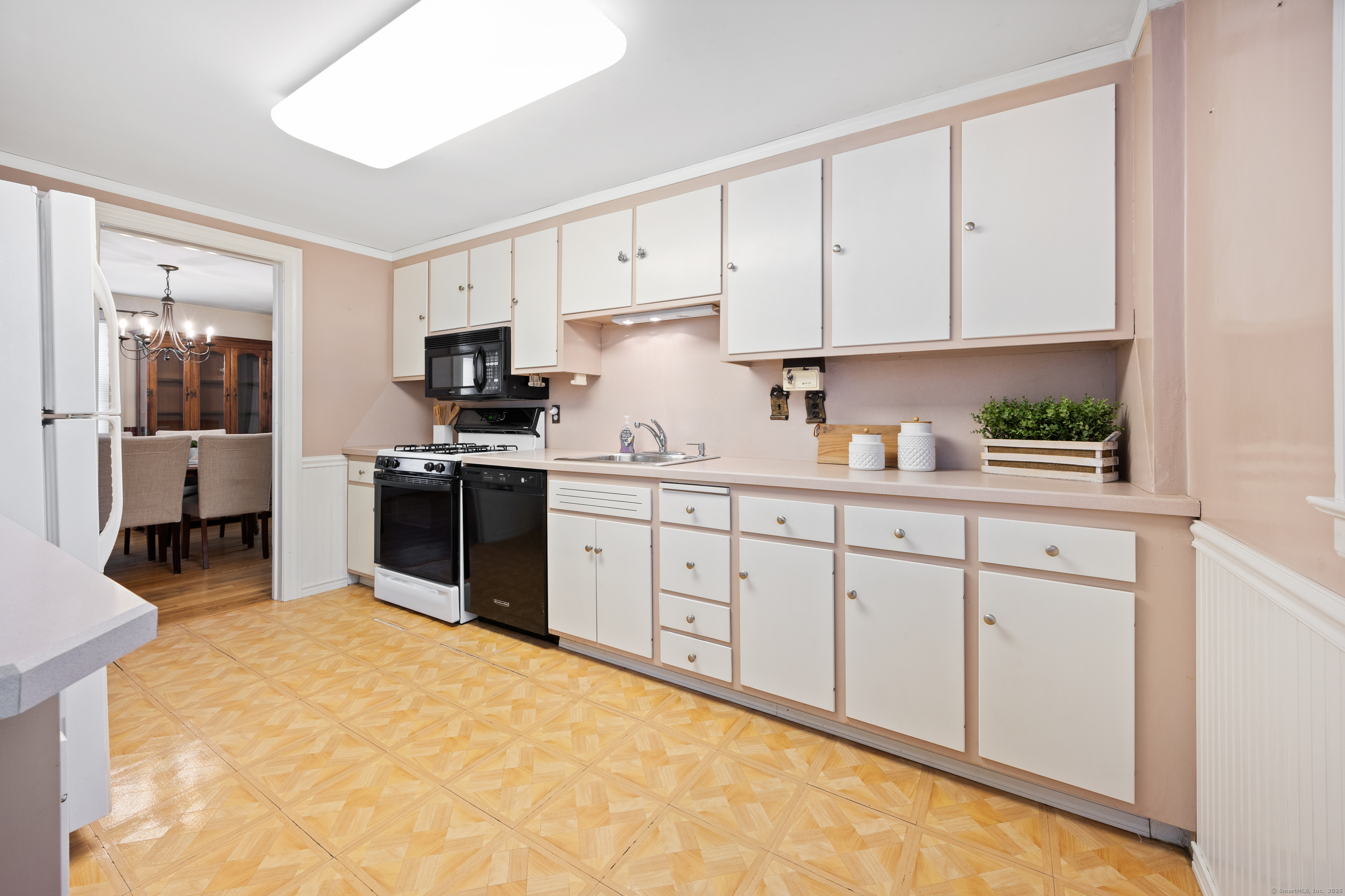 373 Eddy Glover Boulevard, New Britain, Connecticut image 9