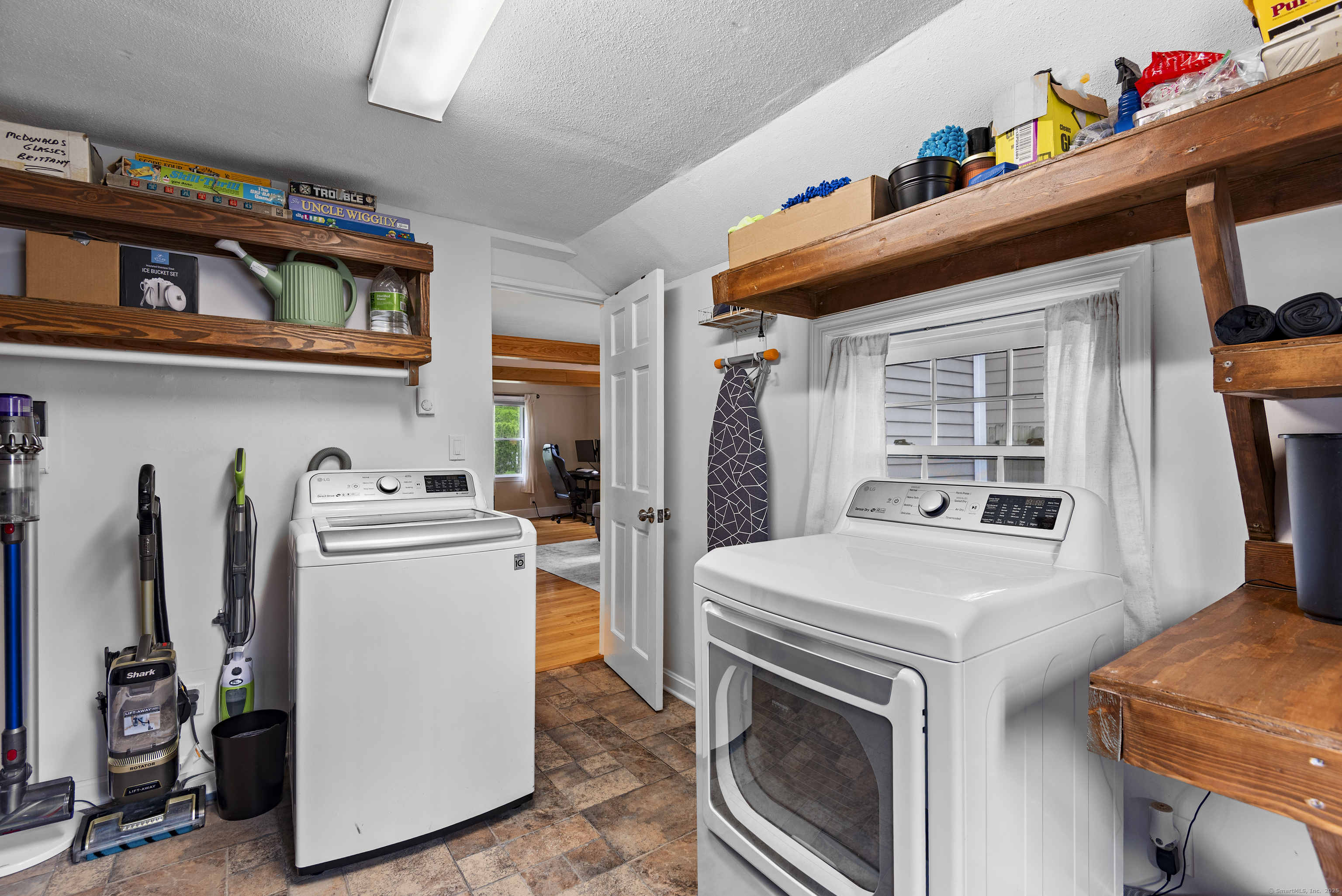 33 Hanover Street, Wallingford, Connecticut image 9