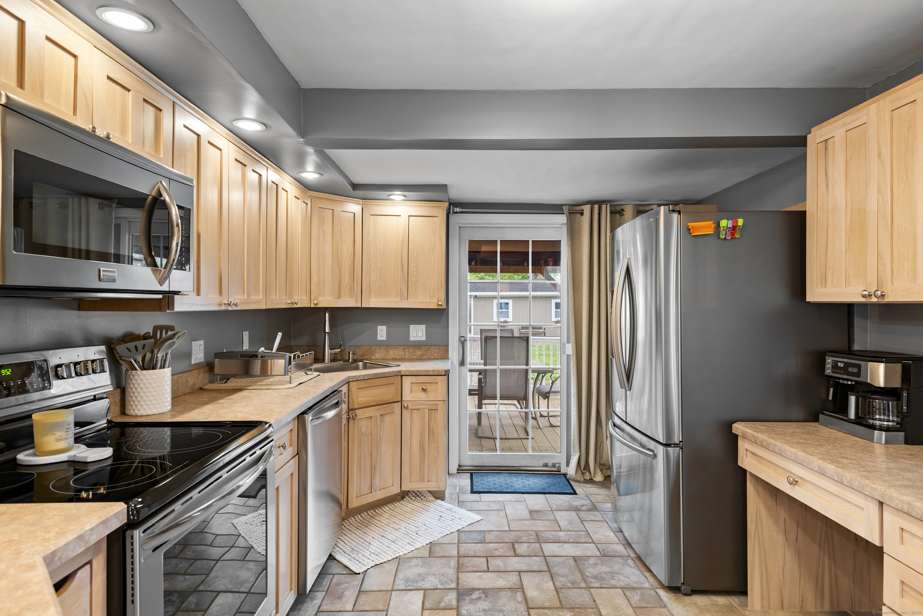 33 Hanover Street, Wallingford, Connecticut image 23