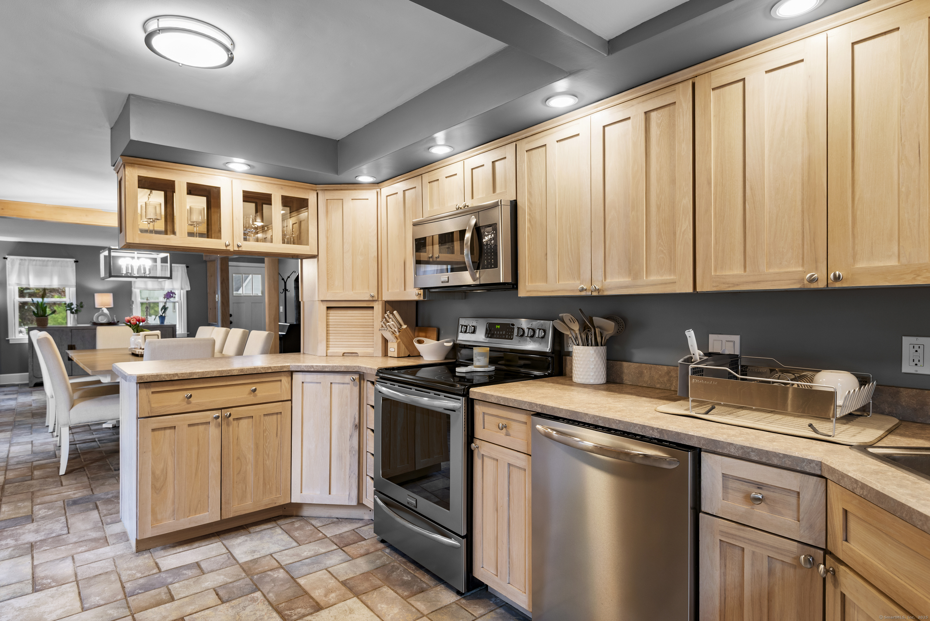 33 Hanover Street, Wallingford, Connecticut image 20