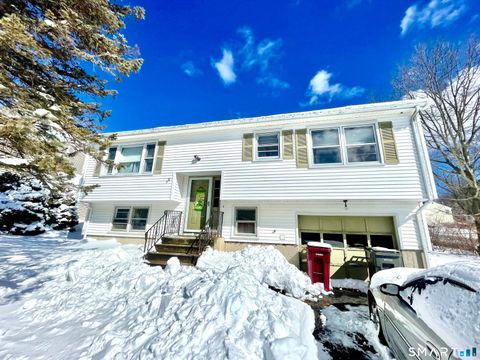 Photo of 77 Meadow Lark Road, Naugatuck, CT 06770 (MLS # 24157163)