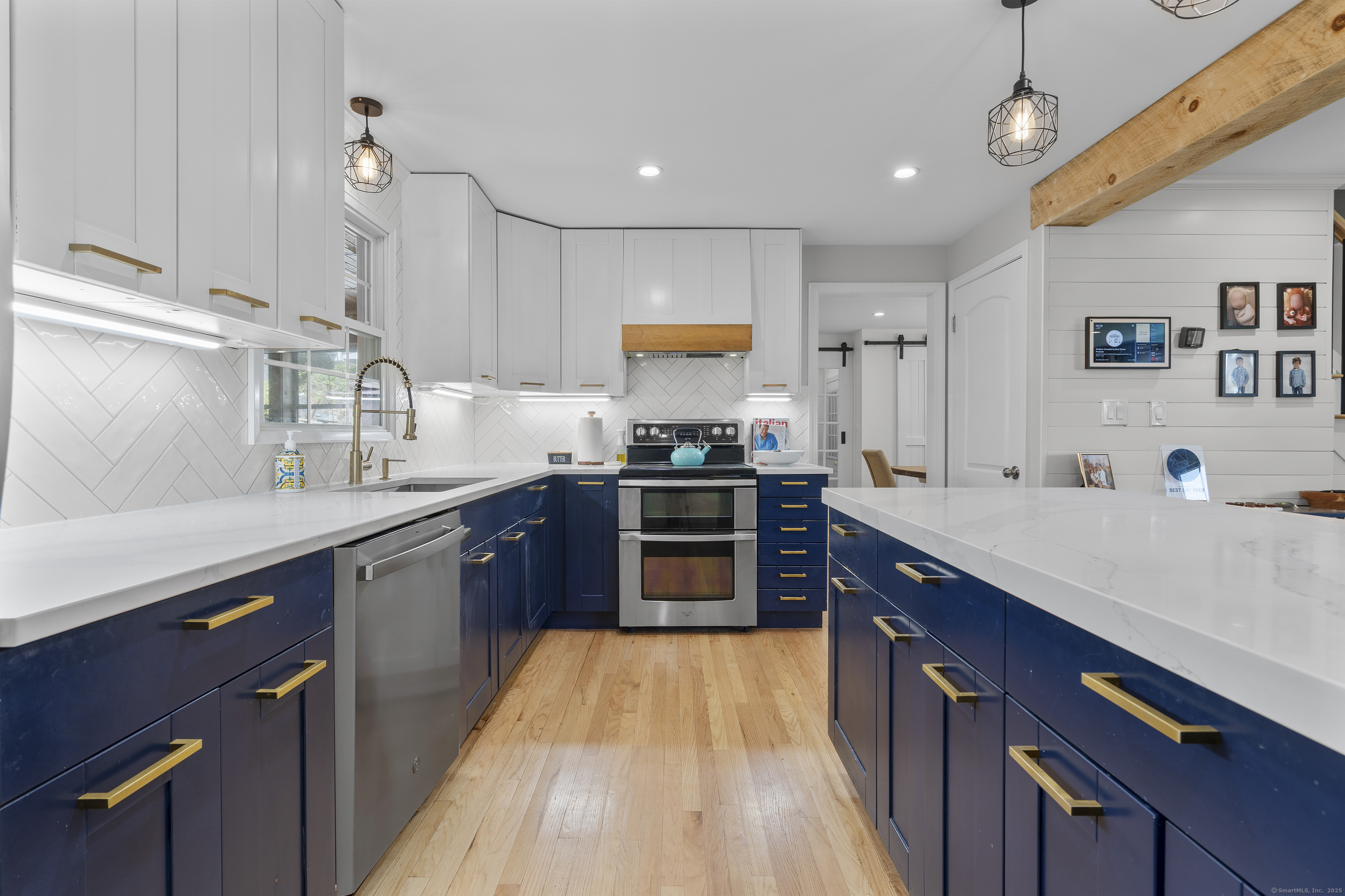 285 Glendale Drive, Bristol, Connecticut image 17