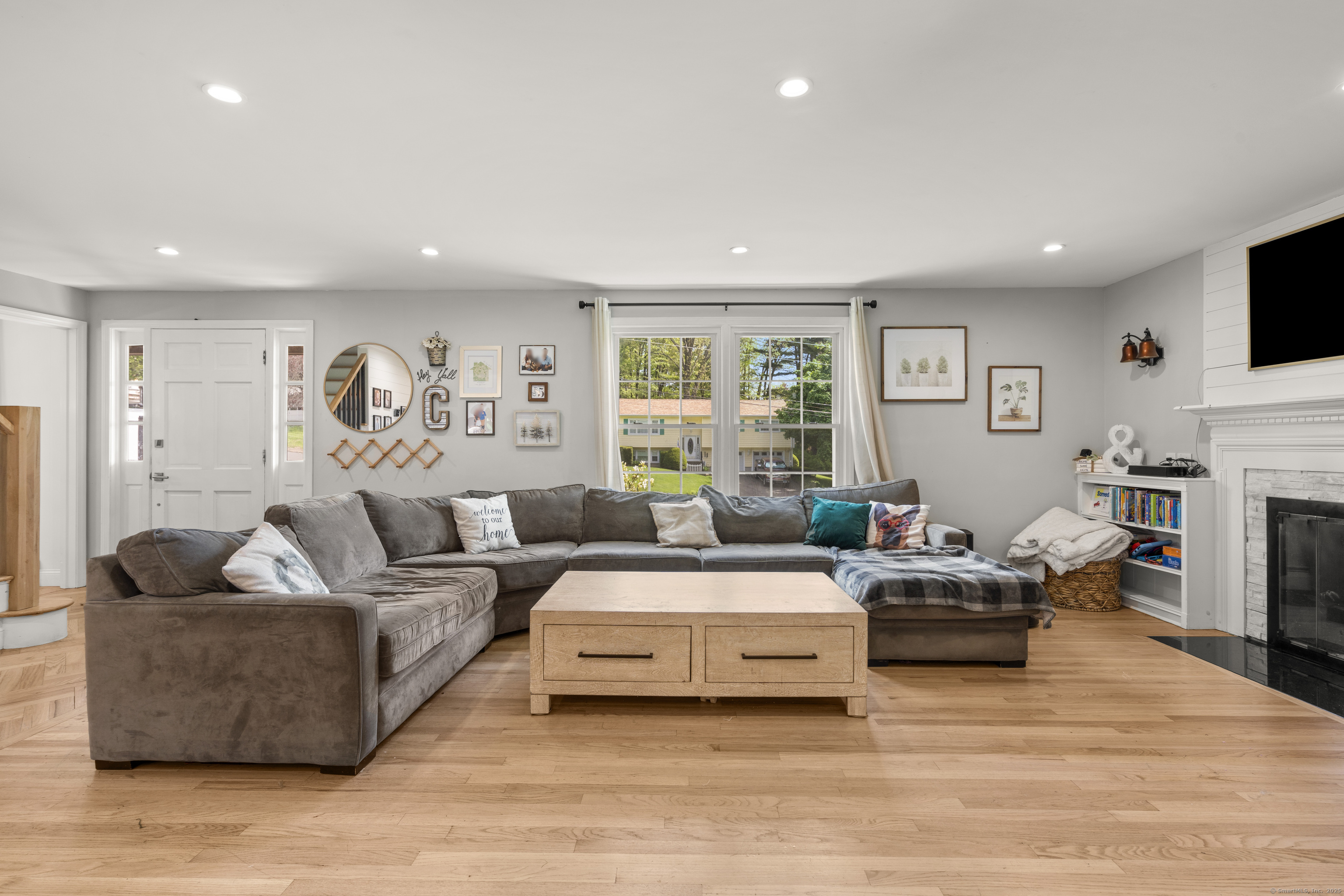 285 Glendale Drive, Bristol, Connecticut image 12