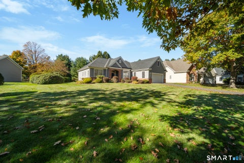 Tiny photo for 5 Worthington Drive #5, Farmington, CT 06032 (MLS # 24218173)