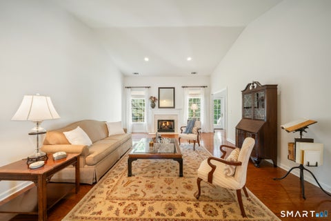 Tiny photo for 5 Worthington Drive #5, Farmington, CT 06032 (MLS # 24218173)