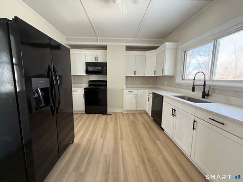 Tiny photo for 365 Putnam Road, Plainfield, CT 06239 (MLS # 24154093)