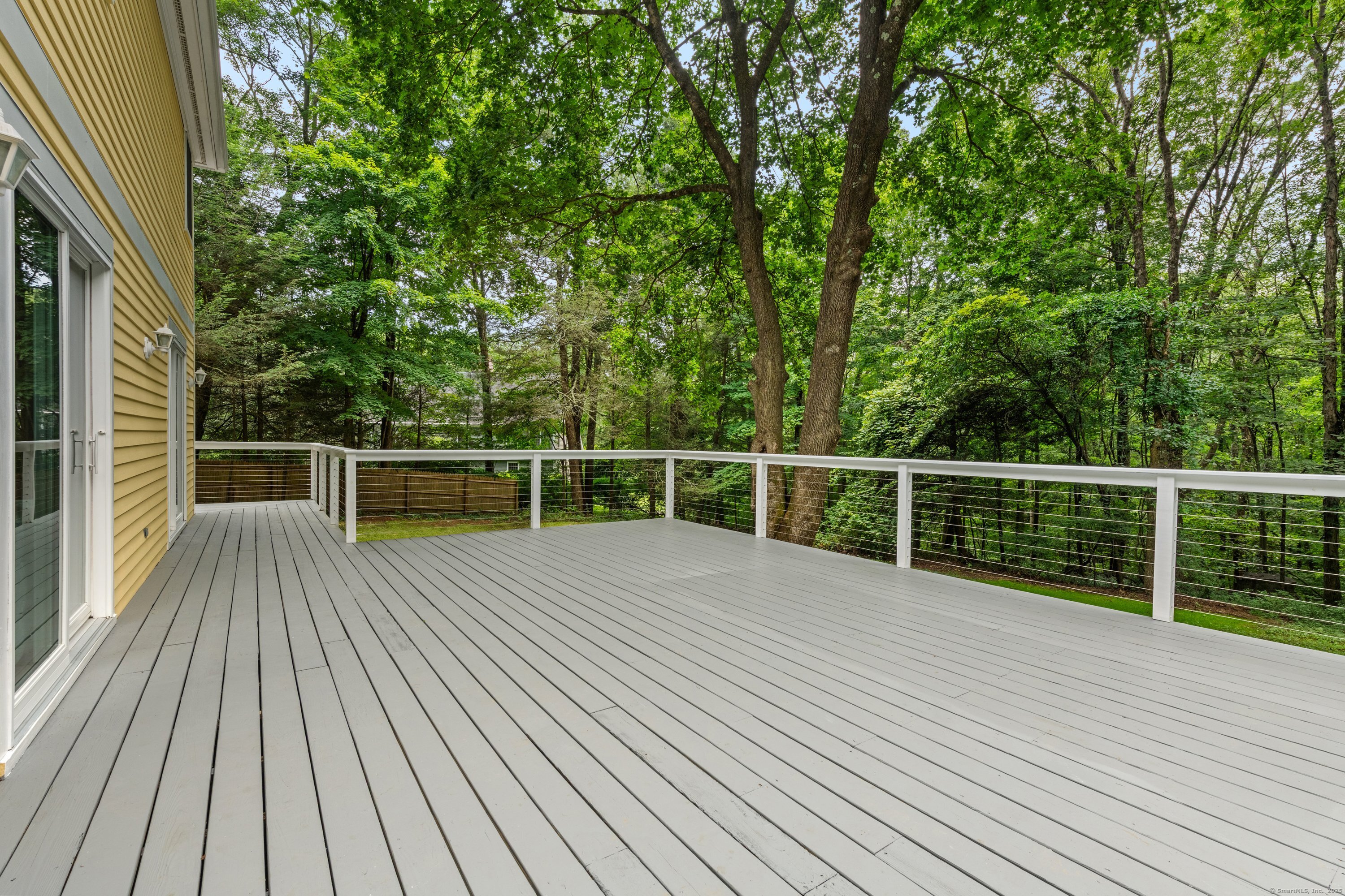 913 Ridgefield Road