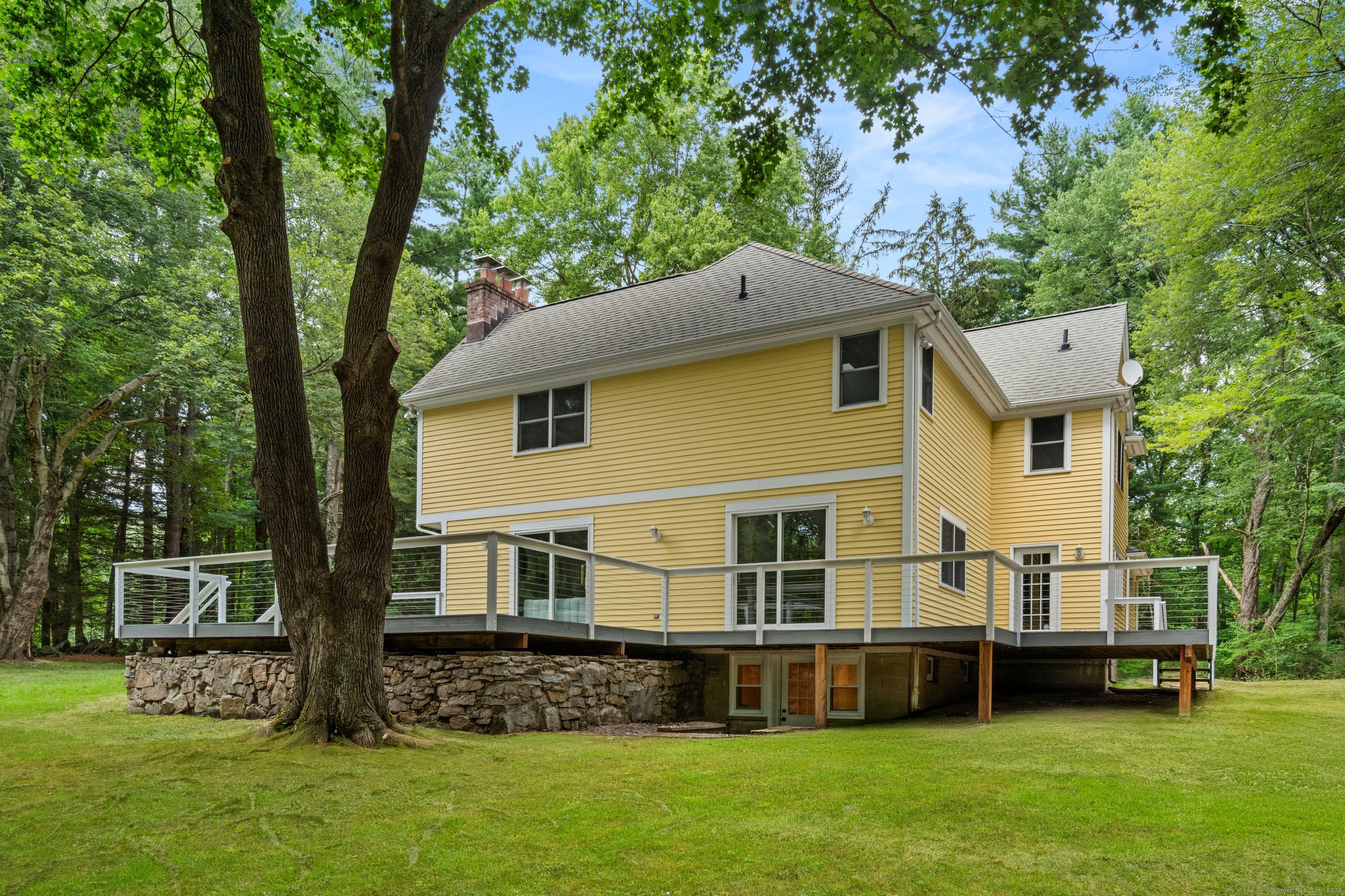 913 Ridgefield Road