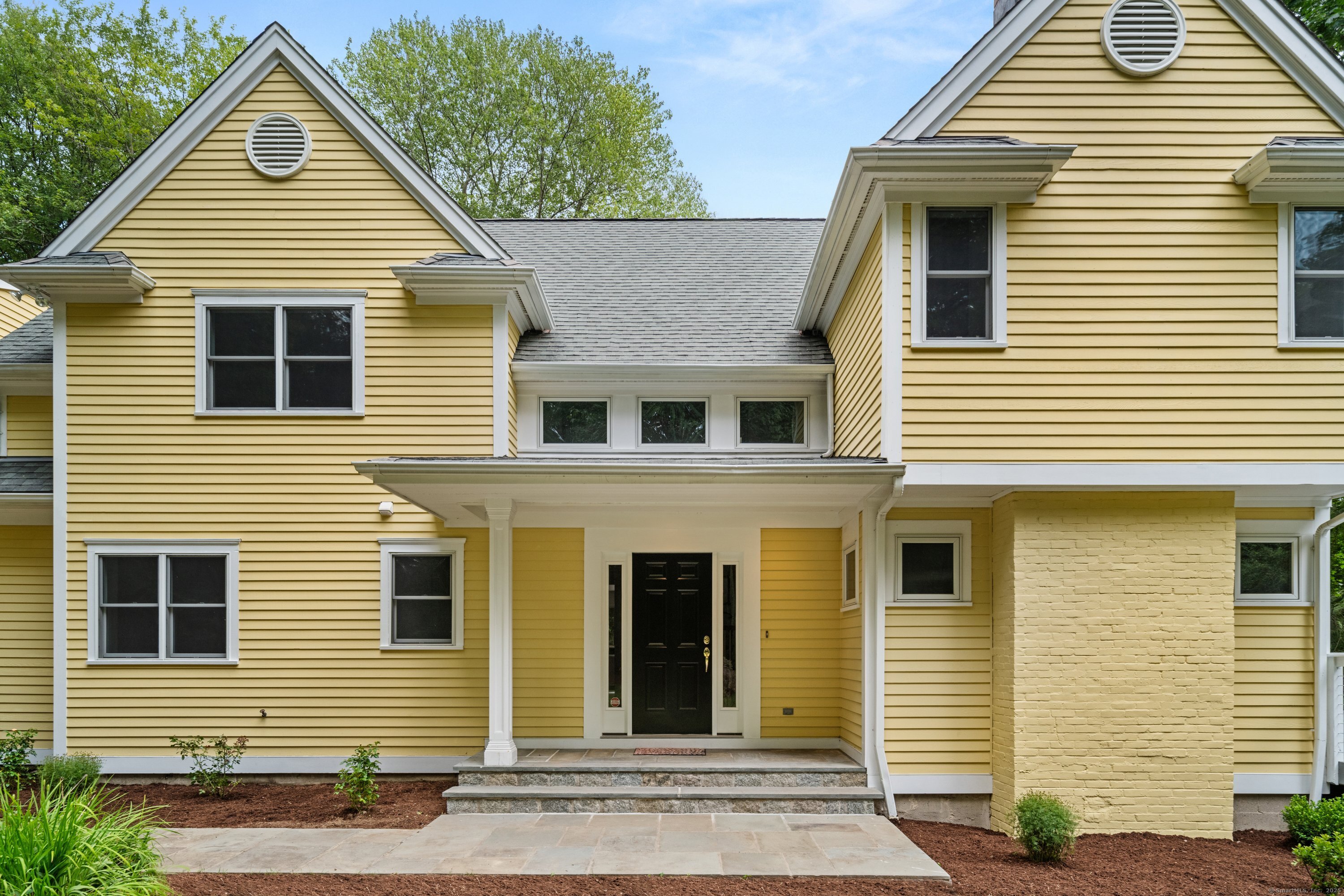 913 Ridgefield Road