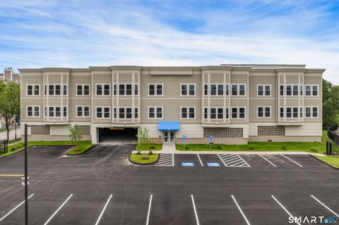 Tiny photo for 300 Harbour Close #R, New Haven, CT 06519 (MLS # 24145845)