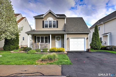 Photo of 23 Hickory Court #23, Wallingford, CT 06492 (MLS # 24168935)