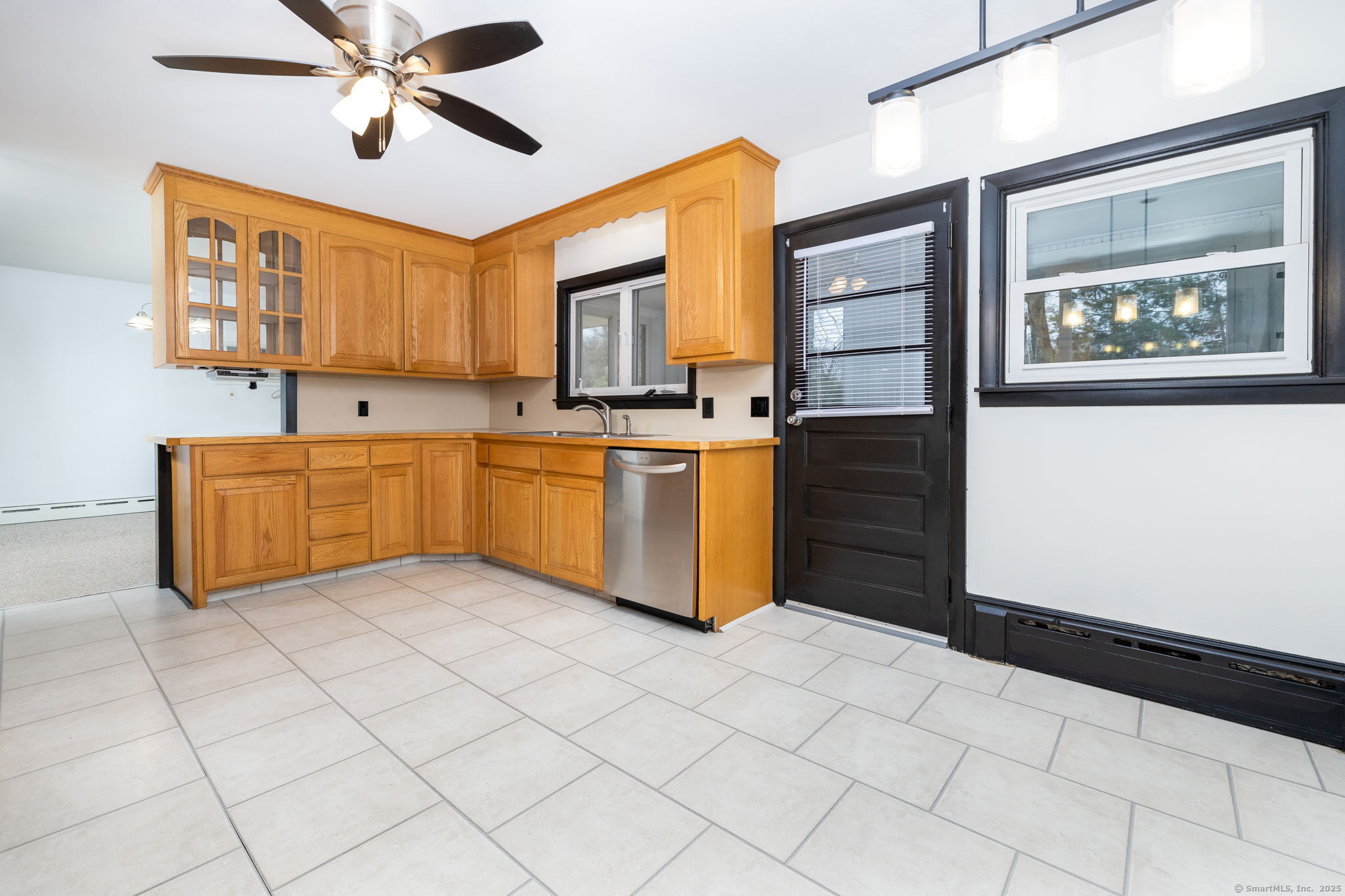 30 Yarde Drive, Bristol, Connecticut image 11