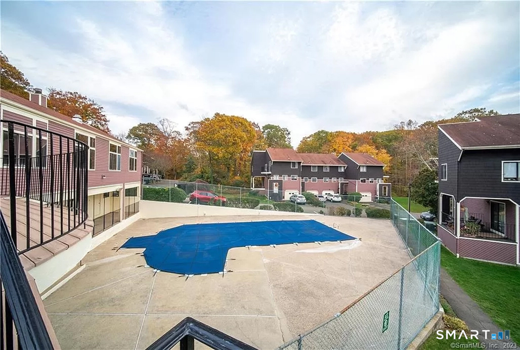 5 Stonegate Circle F