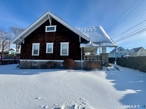 Tiny photo for 15 Warren Street, New London, CT 06320 (MLS # 24151354)