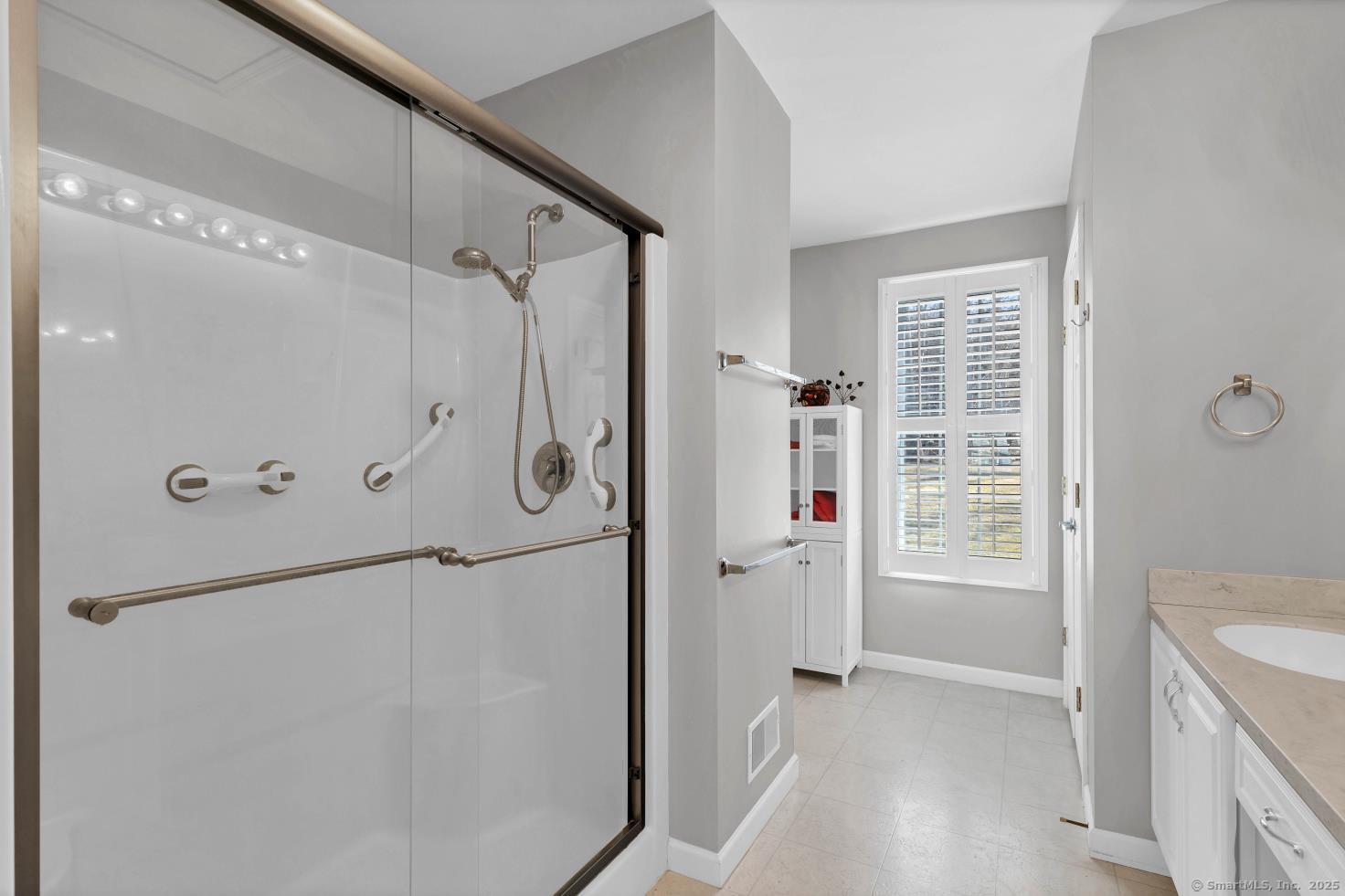13 Beechwood Drive #13, Waterford, Connecticut image 16