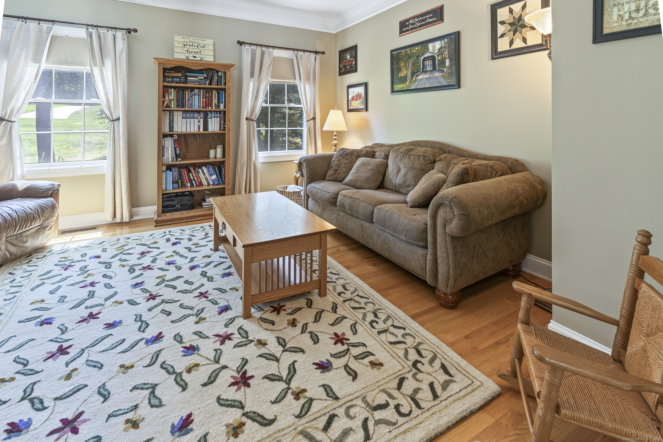 18 Jeans Court