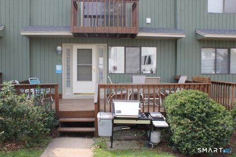 Condo For Rent - 7 Clearwater Lane #7<br/> Middlesex County, East Hampton, CT 06424