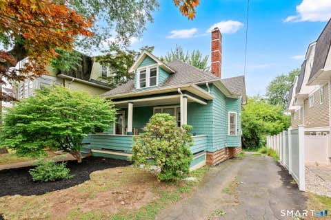 Photo of 401 Prospect Avenue, West Hartford, CT 06107 (MLS # 24196327)