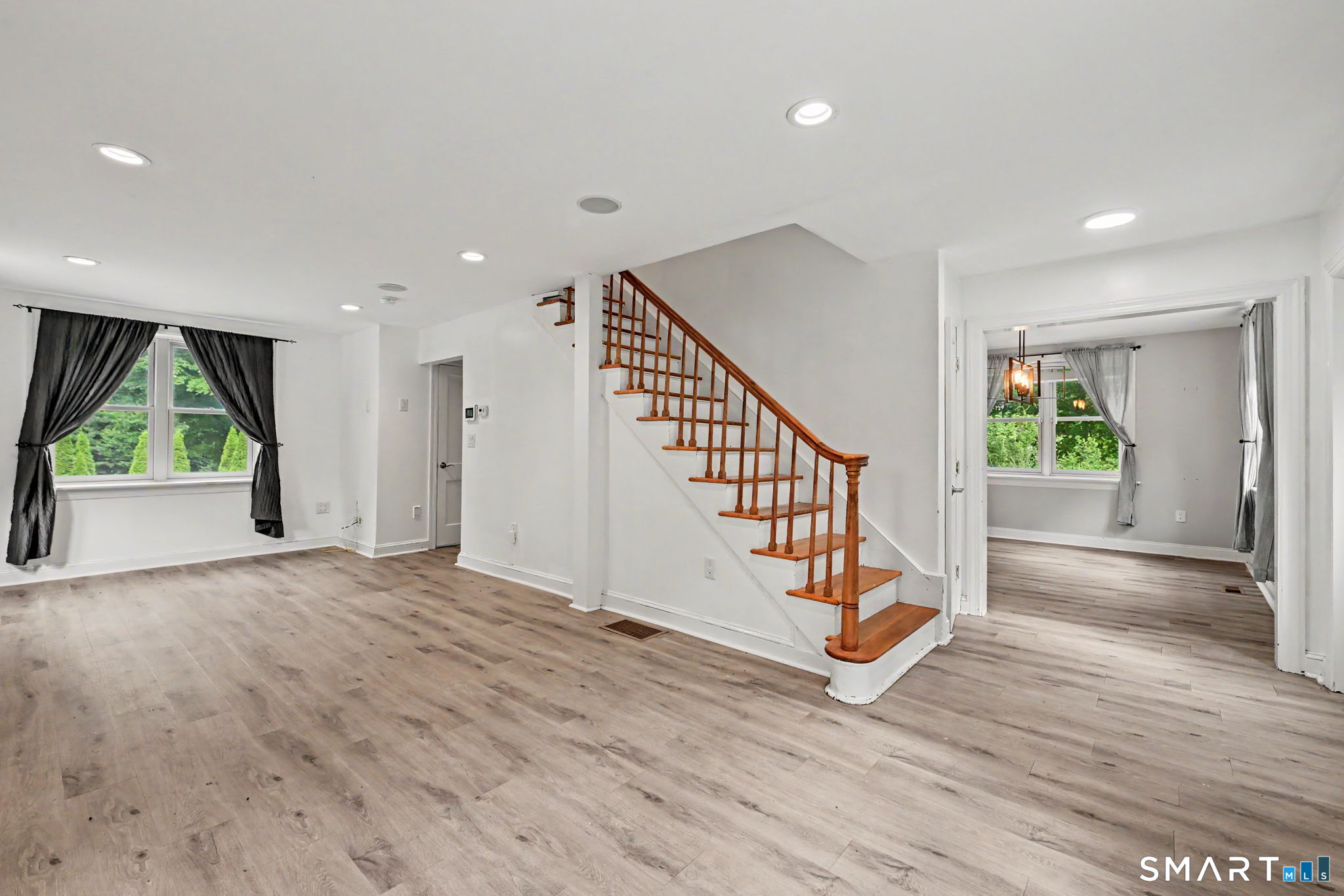 10 Old Hawleyville Road