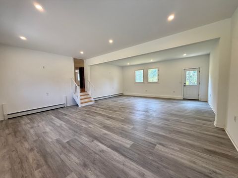 Tiny photo for 249 Wall Street, Hebron, CT 06248 (MLS # 24143573)