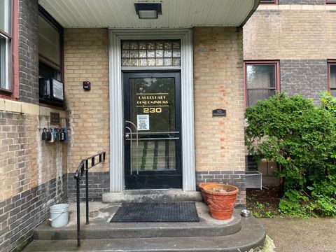 Tiny photo for 230 Farmington Avenue #APT F4, Hartford, CT 06105 (MLS # 24143611)