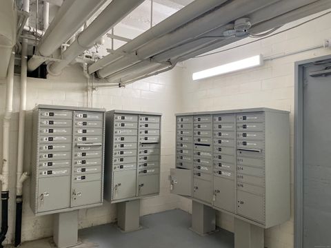 Tiny photo for 230 Farmington Avenue #APT F4, Hartford, CT 06105 (MLS # 24143611)