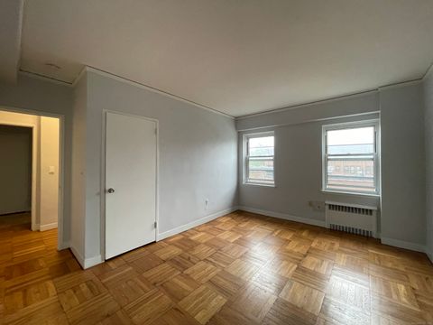 Tiny photo for 230 Farmington Avenue #APT F4, Hartford, CT 06105 (MLS # 24143611)