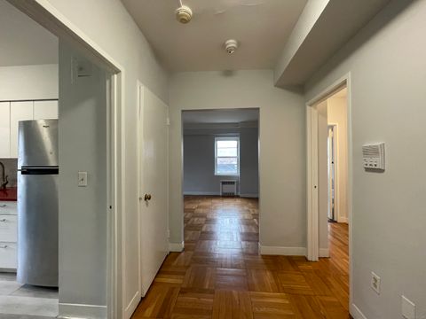 Tiny photo for 230 Farmington Avenue #APT F4, Hartford, CT 06105 (MLS # 24143611)