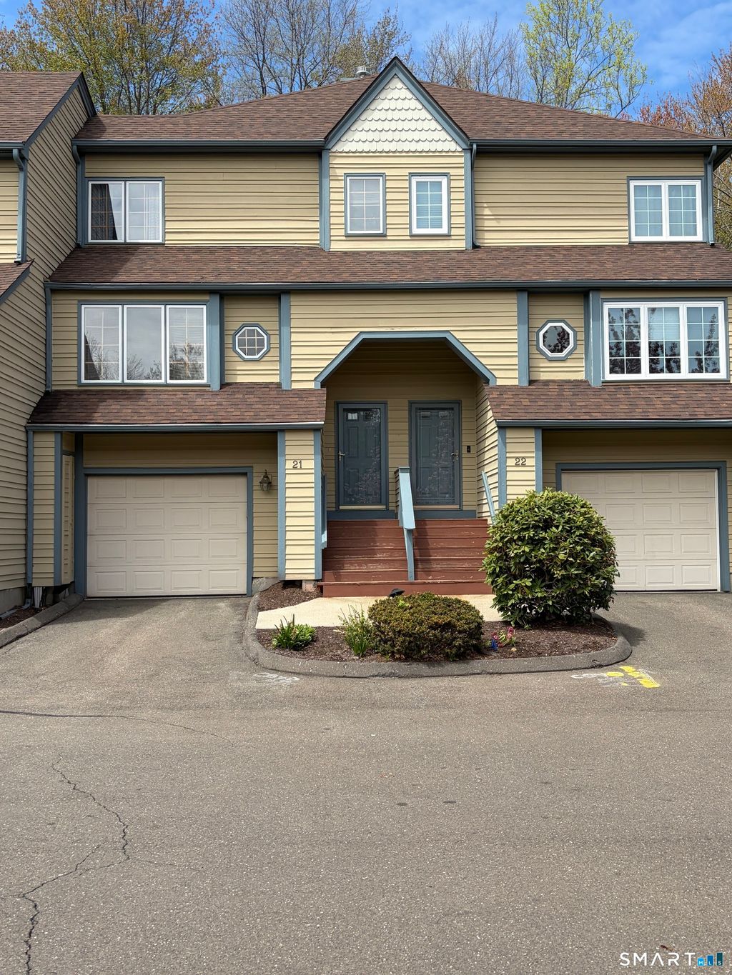 Photo of 21 L Hermitage Drive #21, Shelton, CT 06484 (MLS # 24170494)