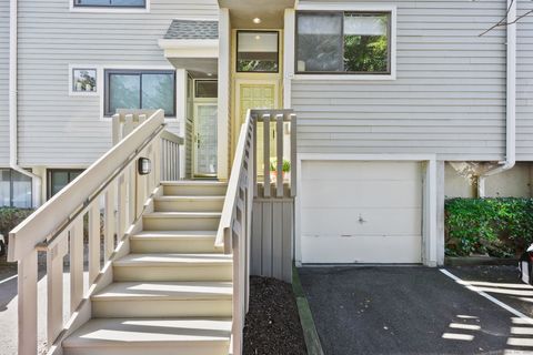 Photo of 194 Sunrise Hill Road #194, Norwalk, CT 06851 (MLS # 24133076)