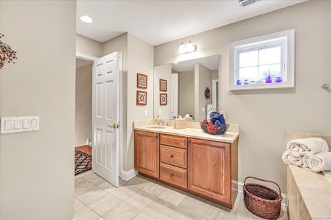 Tiny photo for 26 Bunker Hill Circle #26, Shelton, CT 06484 (MLS # 24132281)