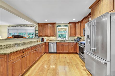 Tiny photo for 26 Bunker Hill Circle #26, Shelton, CT 06484 (MLS # 24132281)
