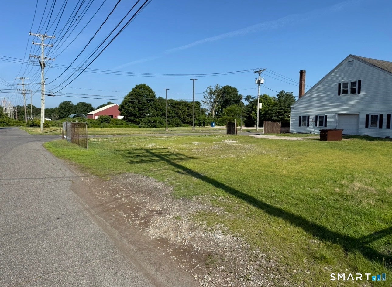 32 Trolley Road