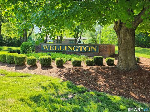 Photo of 96 Wellington Drive #96, Farmington, CT 06032 (MLS # 24173560)
